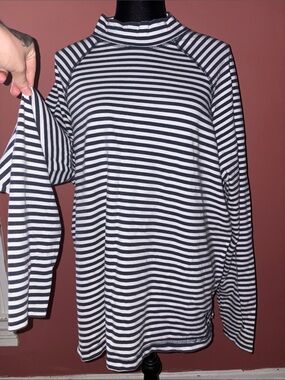 FP Movement by Free People Navy blue & White Striped Long-Sleeve Tee
